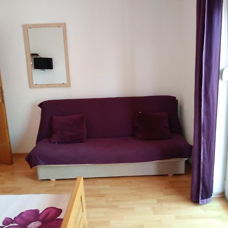 Nives Apartmani Pakostane Bagian luar foto
